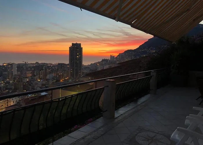 Boulevarde De La Turbie アパート ボーソレイユ