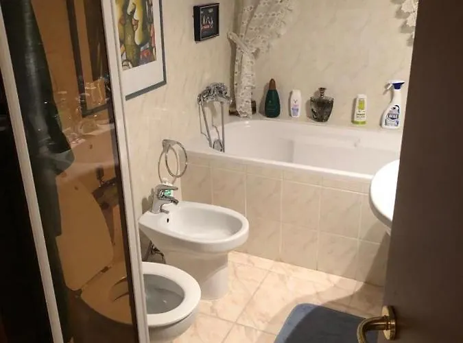 アパート Boulevarde De La Turbie ボーソレイユ